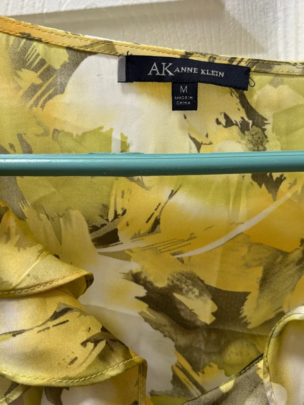 Anne Klein Yellow Floral Ruffle Shell Top - Picture 2 of 3